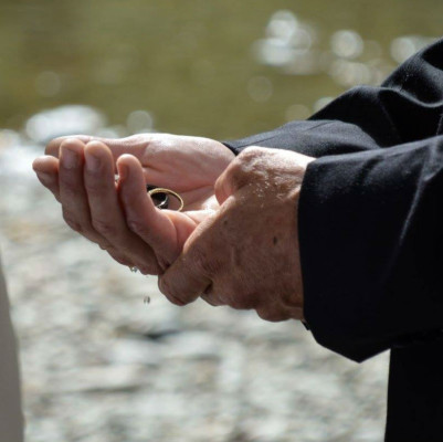 queenstown marriage celebrant ring blessing ceremony ed