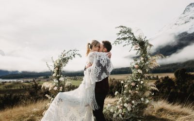 10 Reasons to Elope in Queenstown this winter!!