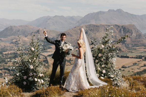 queenstown-wedding-celebrant-elopement-coronet-peak-leanne-anthony-98