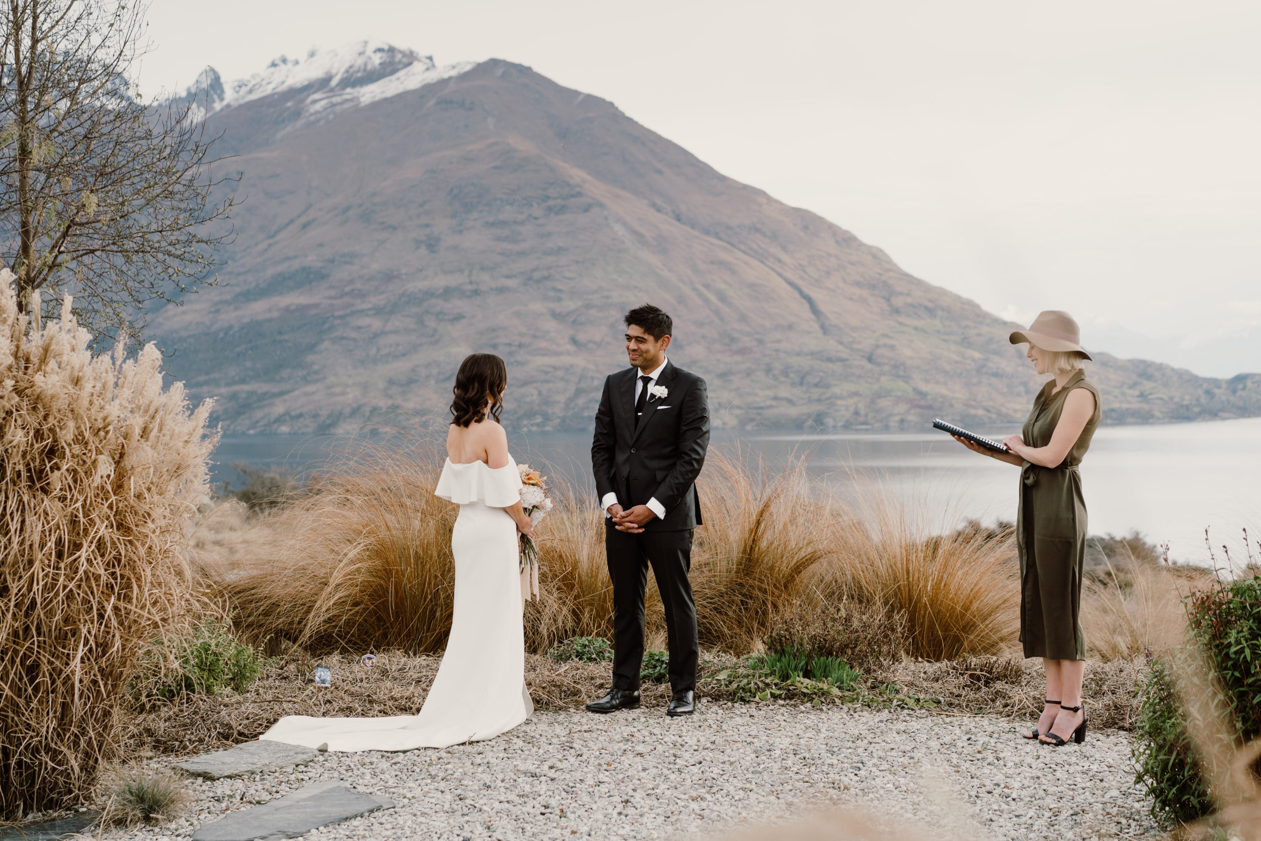Wedding ceremony with marriage celebrant at Jack's Retreat in Queenstown, New Zealand